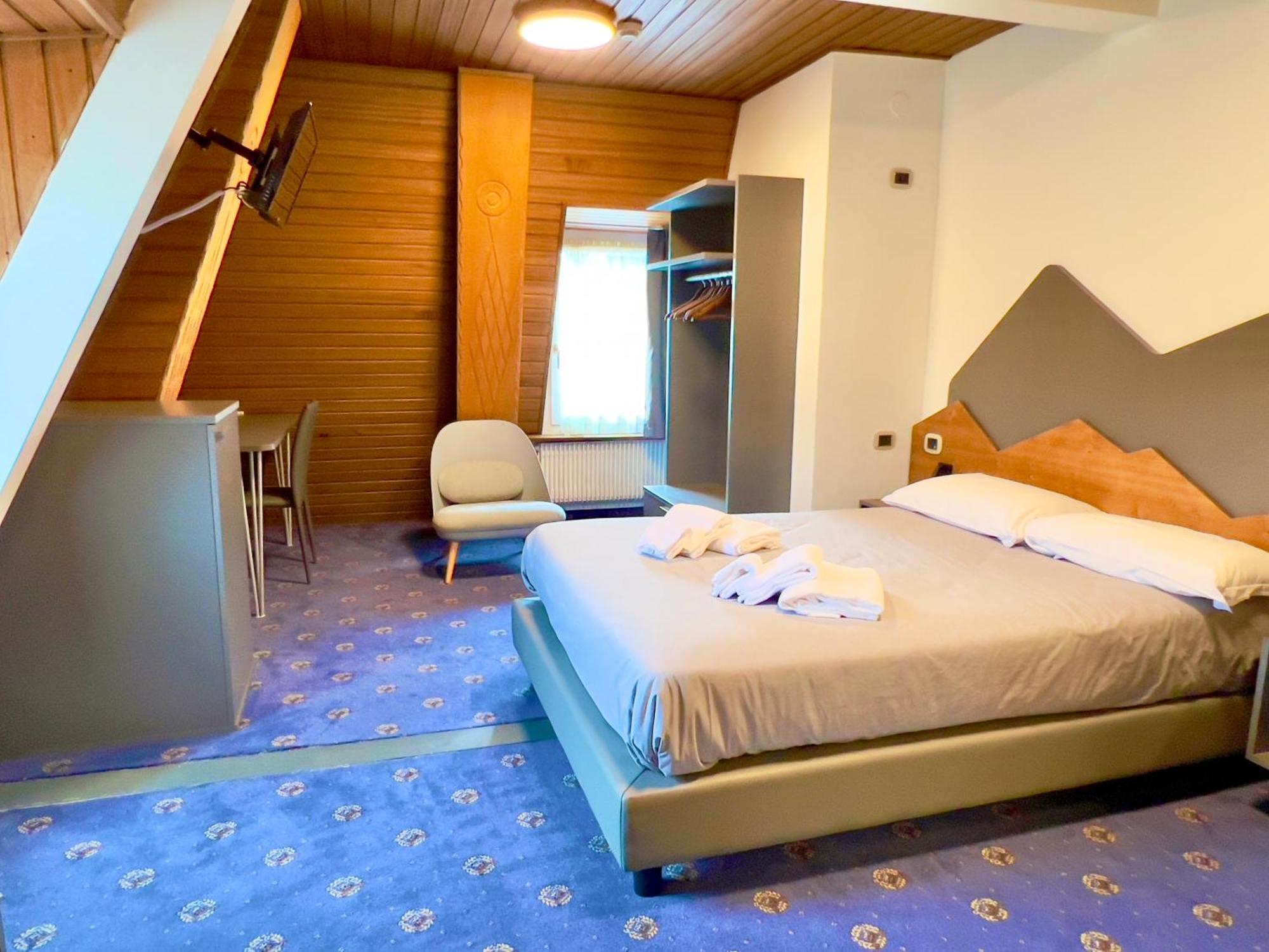 Hotel Regina Del Bosco Ronzone