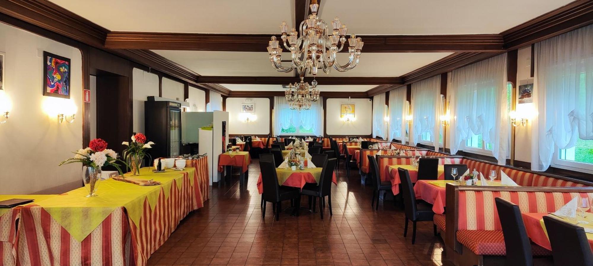 Hotel Regina Del Bosco Rontzaun