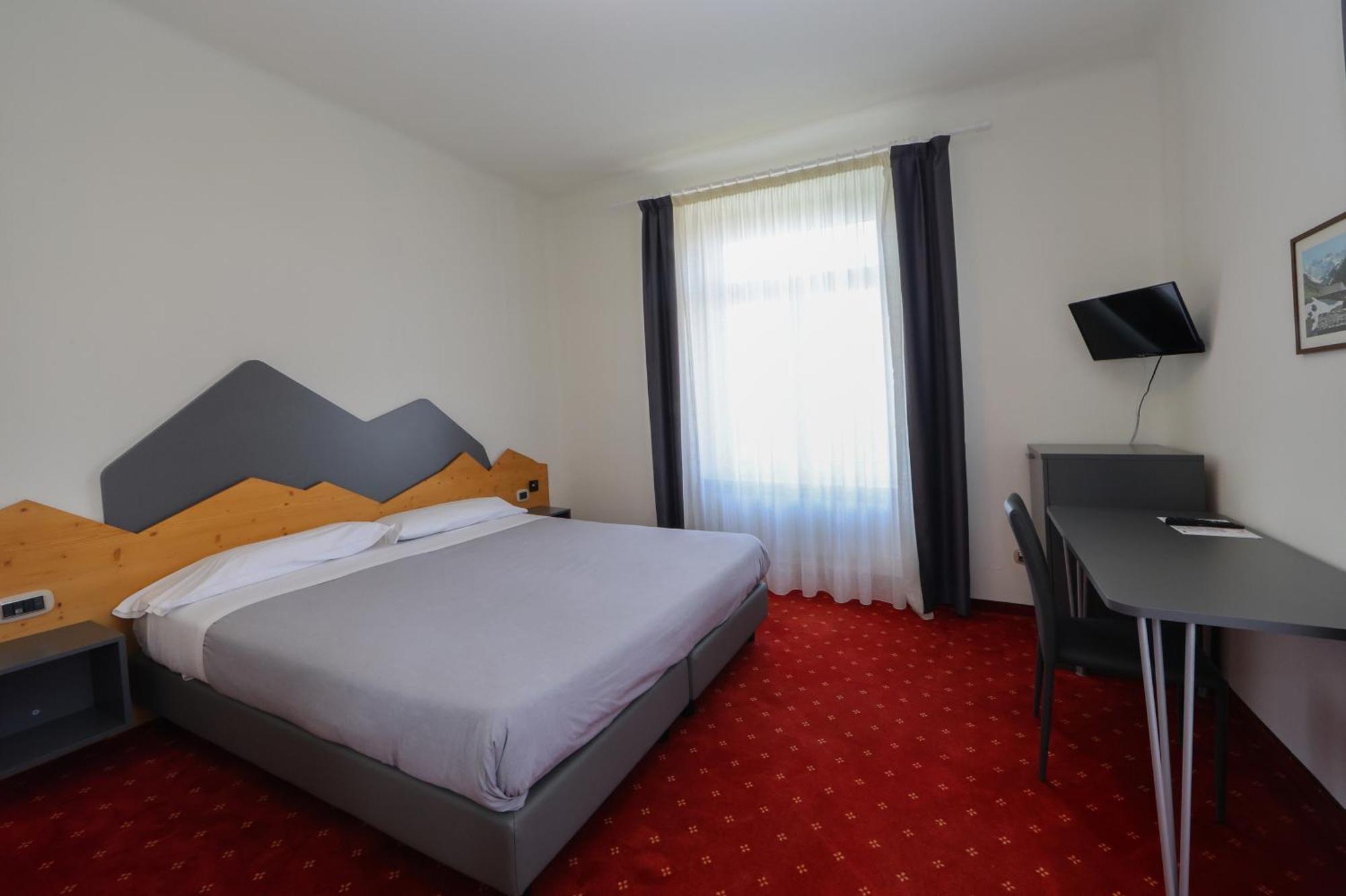 Hotel Regina Del Bosco Rontzaun